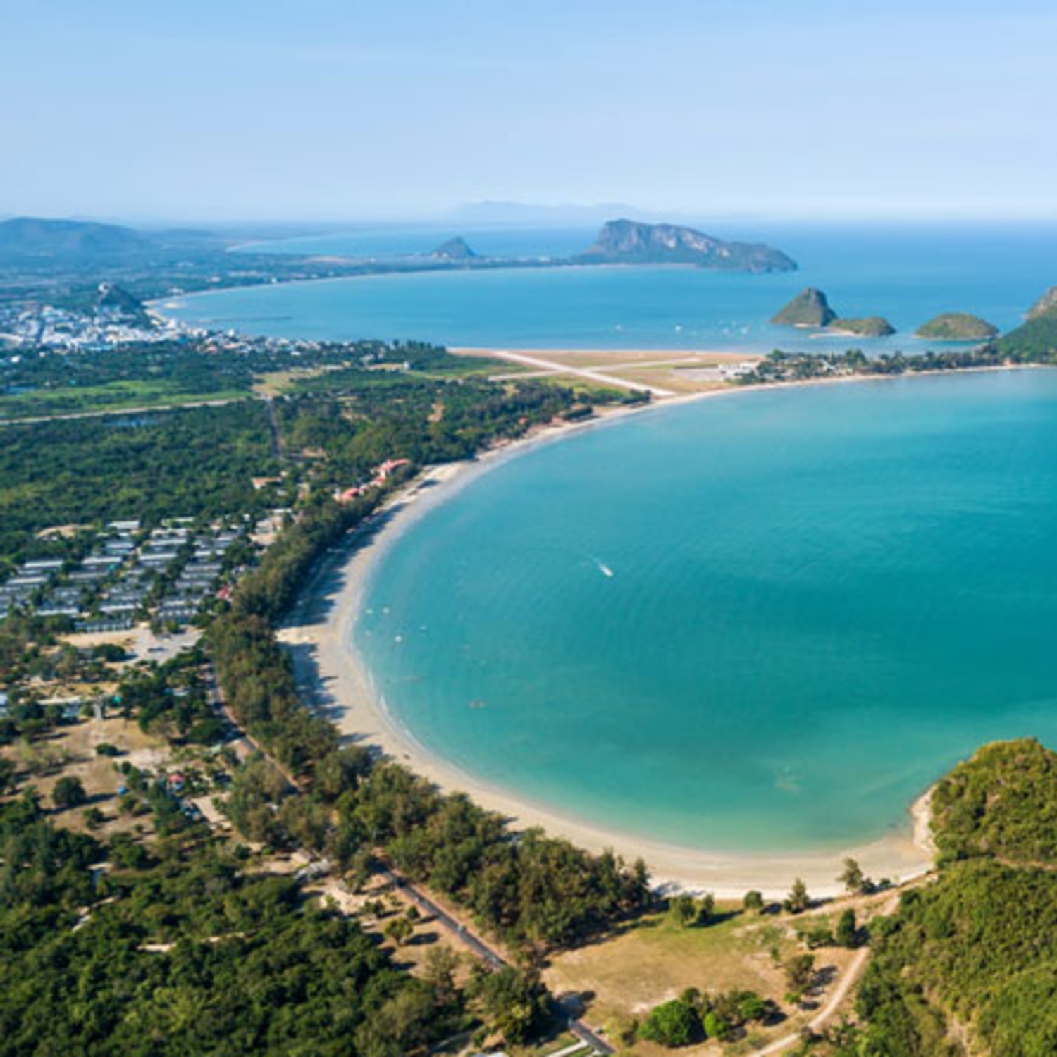 The bay from above — Lyndale Lodge